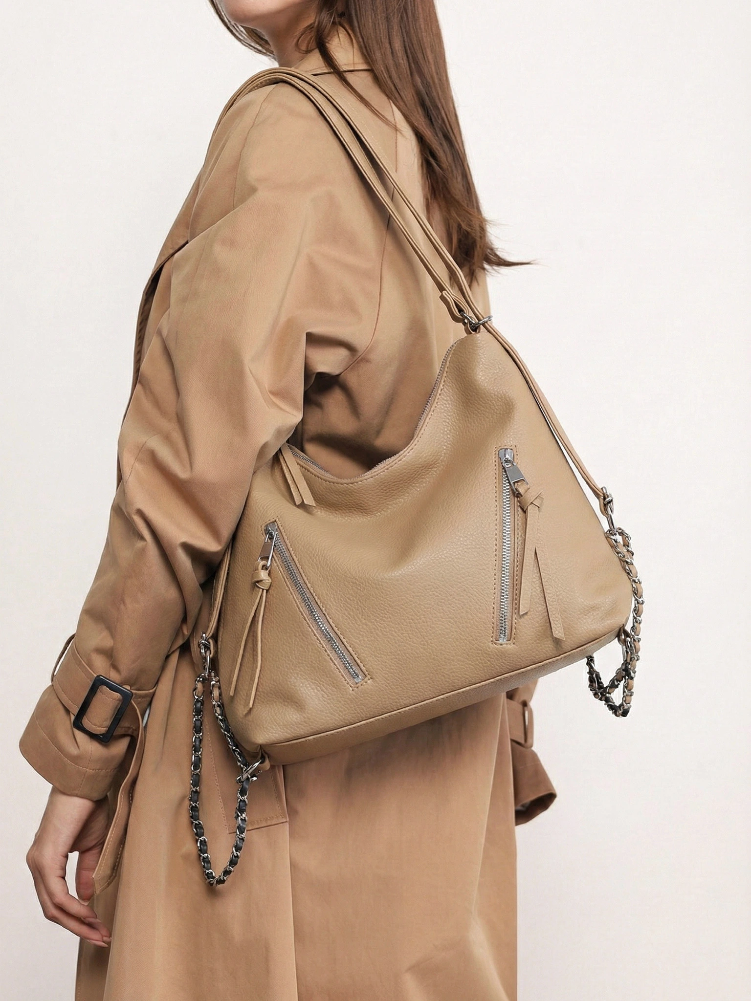 Сумка-шоппер с декоративными цепочками в ассортименте